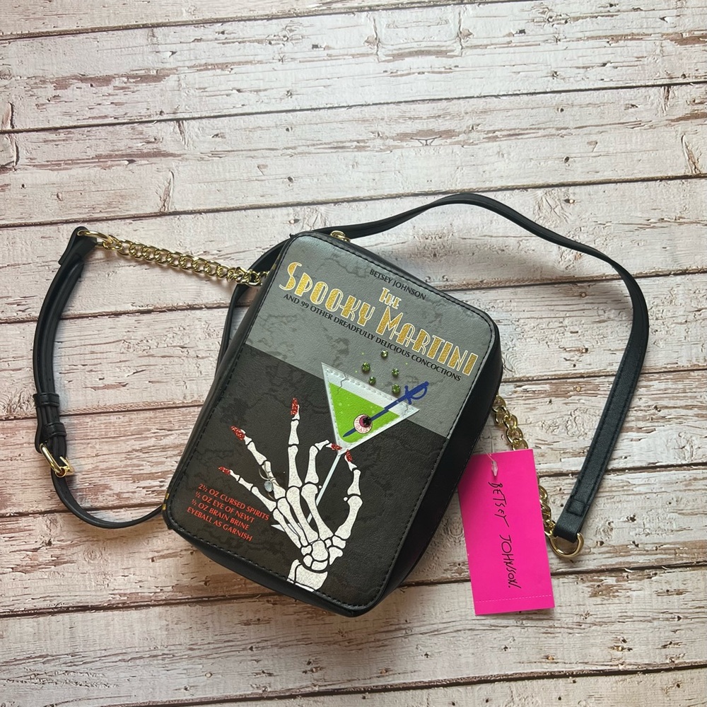 NWT Betsey Johnson XO Spell Purse